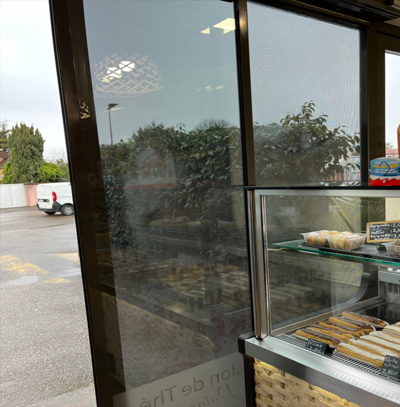 impression autocollant microperforé lyon